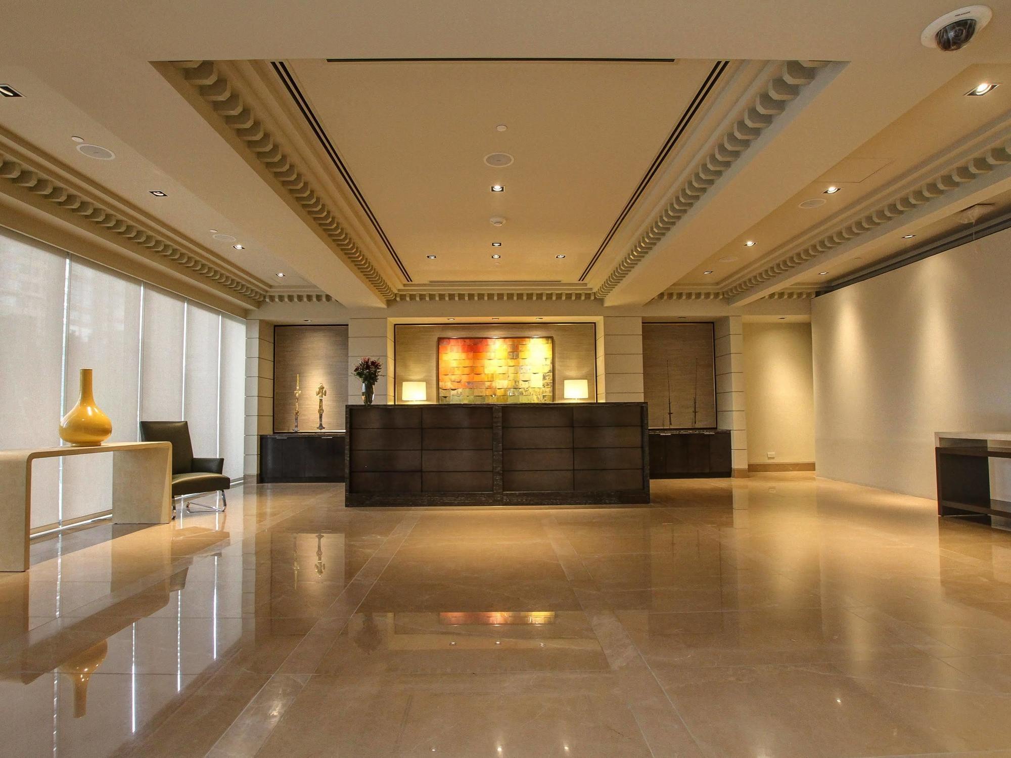Aruga By Rockwell Makati 5*